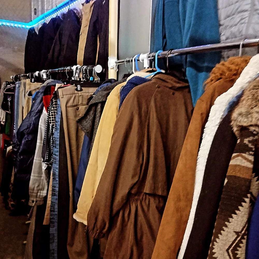 🛒SHOP OUR STORE 🛍 The Designer Clothing Exchange ♻️ Crazy Deals 🤪 - Picture 9 of 14